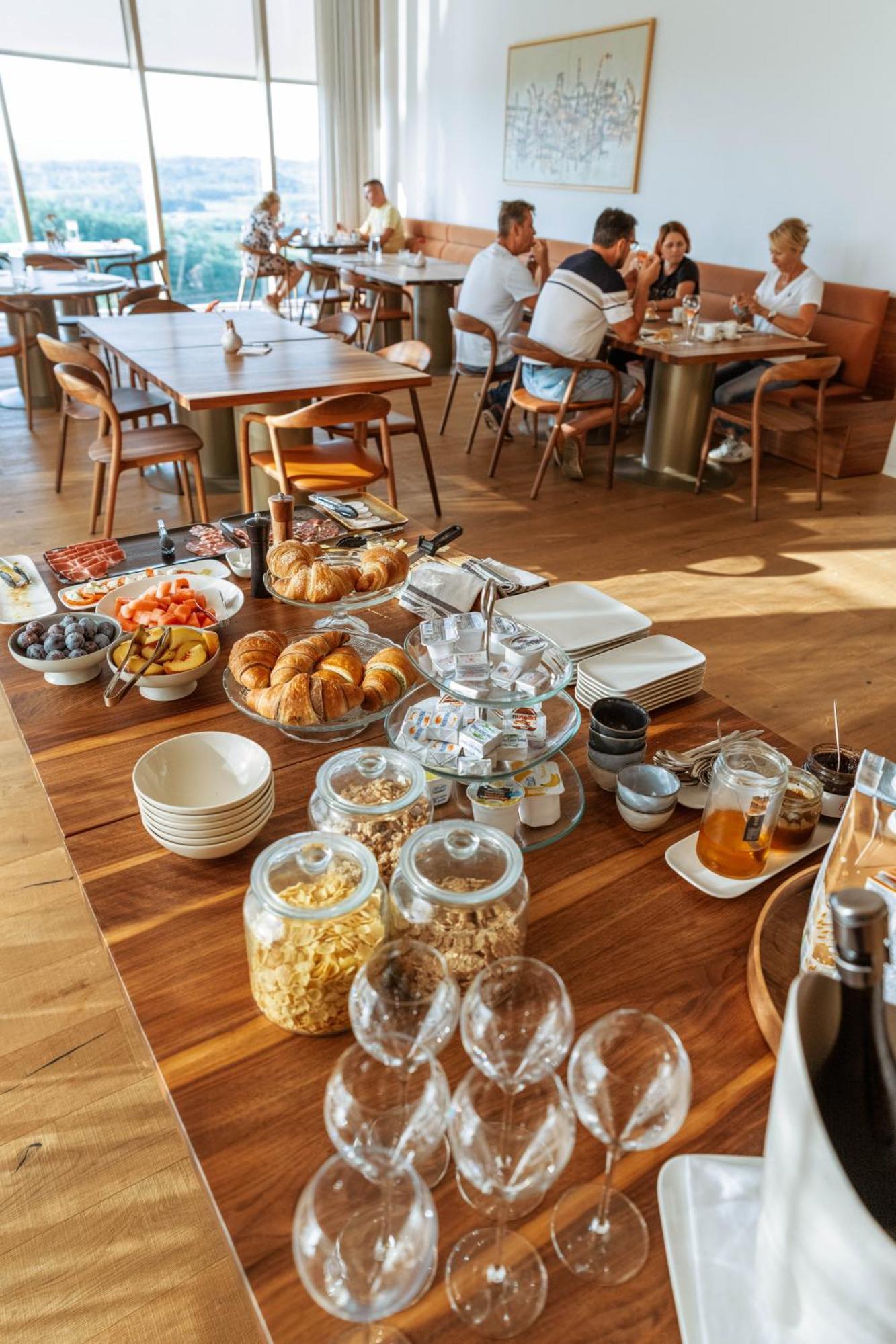 Posestvo Scurek Wine Bed & Breakfast Dobrovo Dış mekan fotoğraf