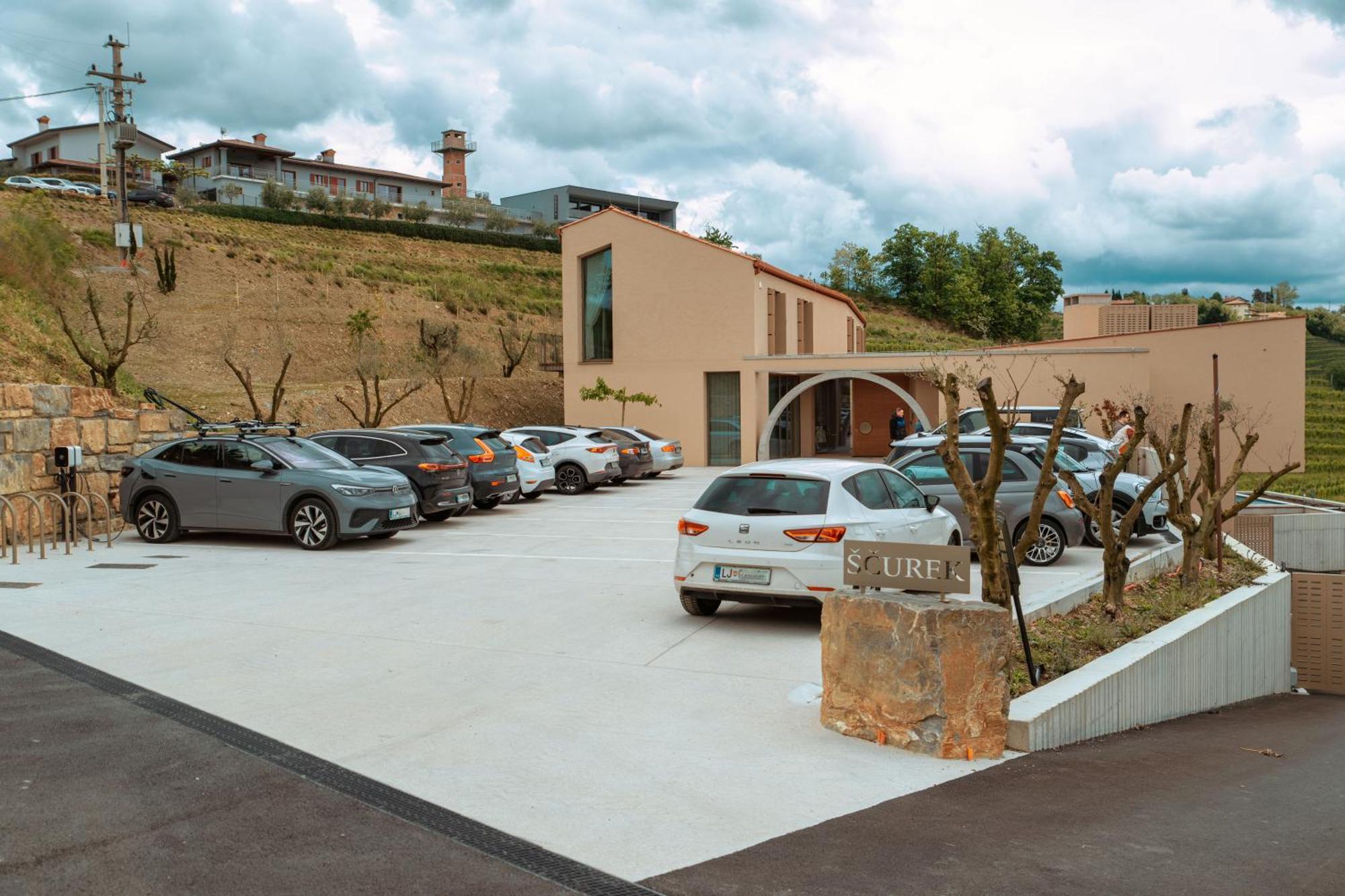 Posestvo Scurek Wine Bed & Breakfast Dobrovo Dış mekan fotoğraf